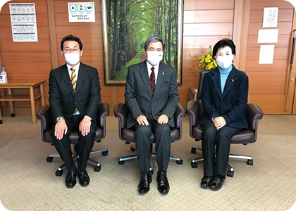 蒲島知事への表敬訪問が実現しました。